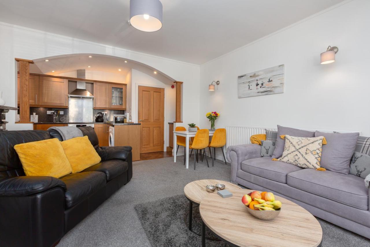 Charles Alexander Short Stay - Clifton Drive Beach Retreat Lytham St Annes Exterior photo